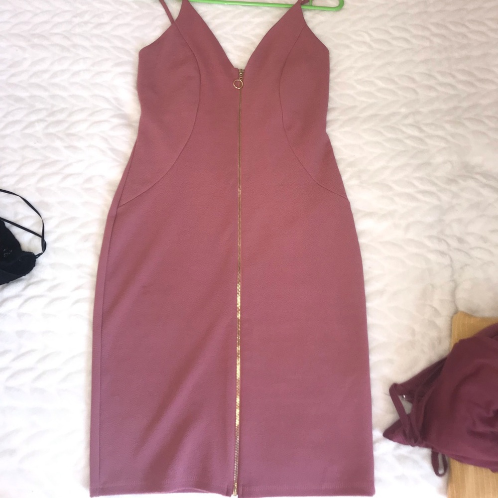 Dress - Picture 2 of 2